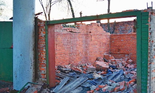 Демонтаж гаражей в Кирово-чепецке, цена от 1744 руб. – услуги под ключ от 2Землекопа-Крв